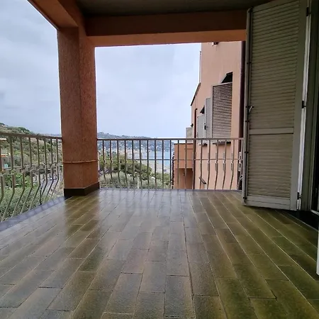 Sissy E Sammy 200 Mt From Sea Apartment