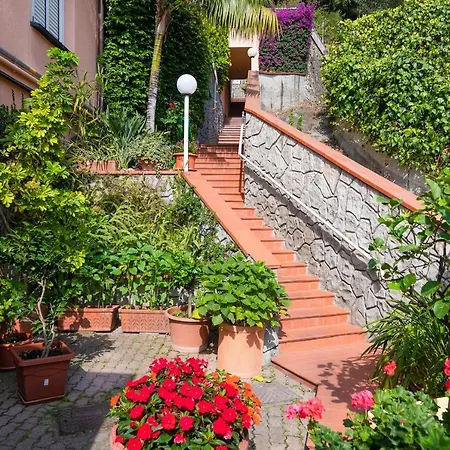 Apartment Sissy E Sammy 200 Mt From Sea Bordighera